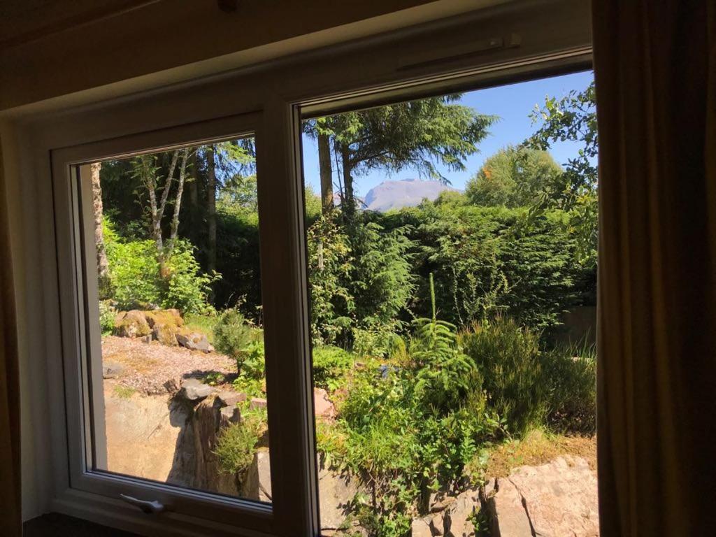Tom Beag - Ben Nevis View Rooms ฟอร์ตวิลเลียม ภายนอก รูปภาพ