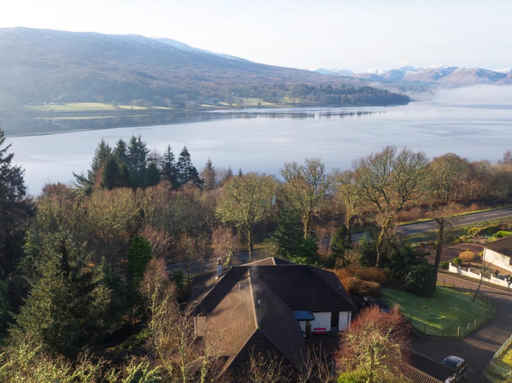 Tom Beag - Ben Nevis View Rooms ฟอร์ตวิลเลียม ภายนอก รูปภาพ